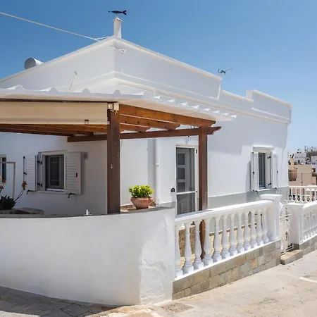 펜션 Nostos House